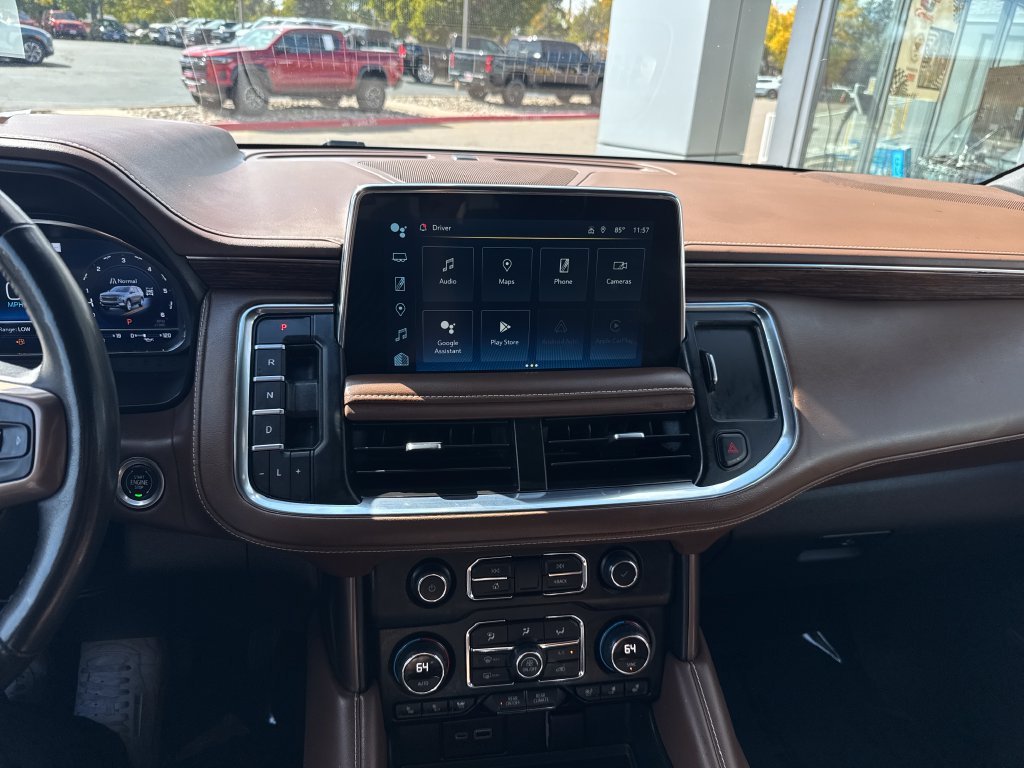 Used 2022 IRIDESCENT PEARL TRICOAT Chevrolet High Country image 19