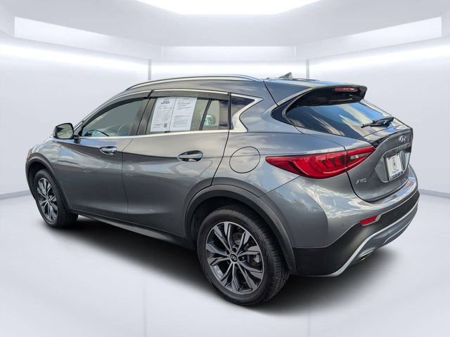Used 2017 Gray INFINITI Premium image 5