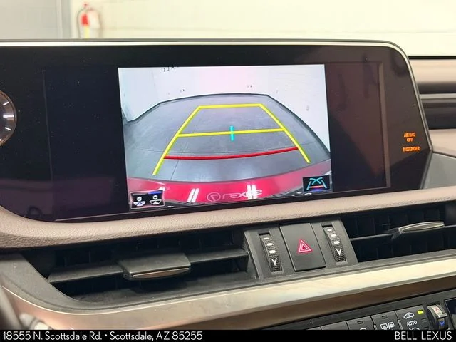Used 2021 Red Lexus 300h image 23