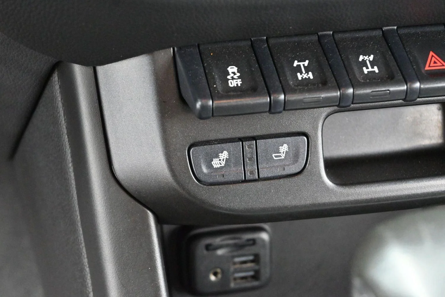 Used 2022 Summit White Chevrolet ZR2 image 22
