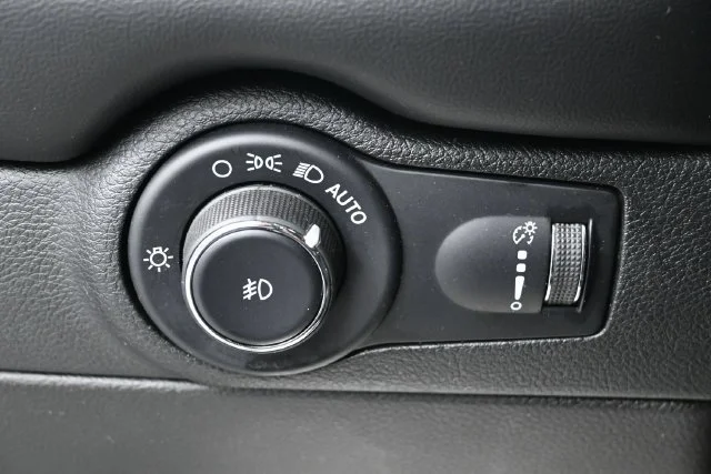 Used 2023 Db Black Clearcoat Dodge R/T Plus image 13
