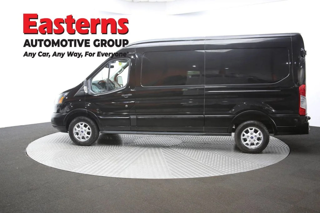 Used 2015 Black Ford Base image 58