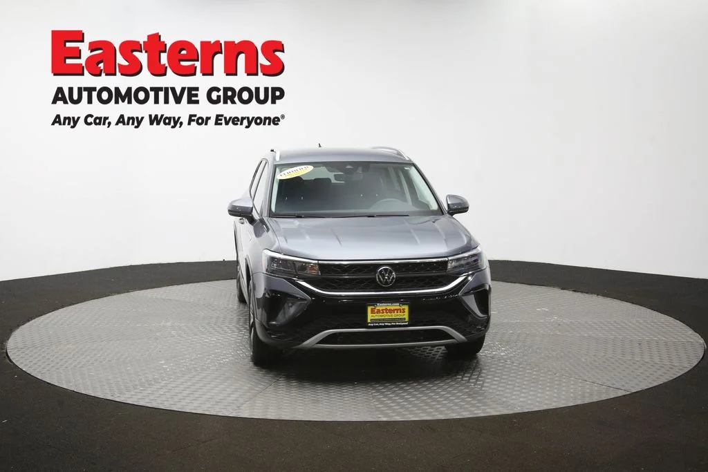 Used 2022 Gray Volkswagen 1.5T SE image 49