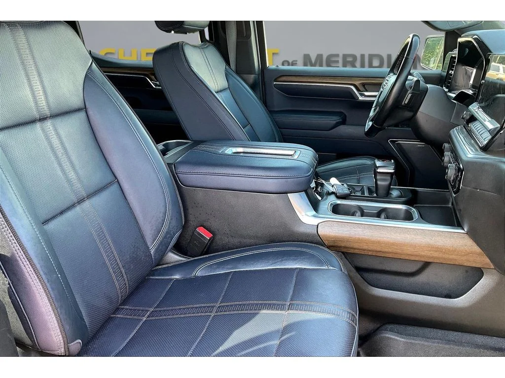 Used 2022 Northsky Blue Metallic Chevrolet High Country image 6
