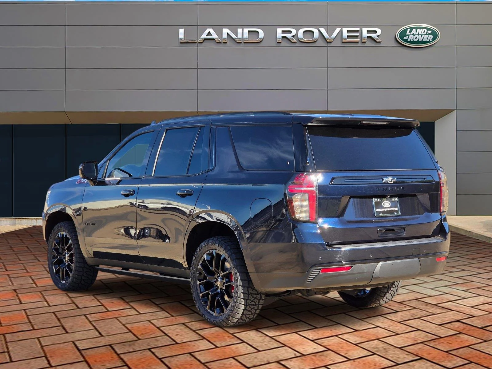 Used 2023 Midnight Blue Metallic Chevrolet Z71 image 6