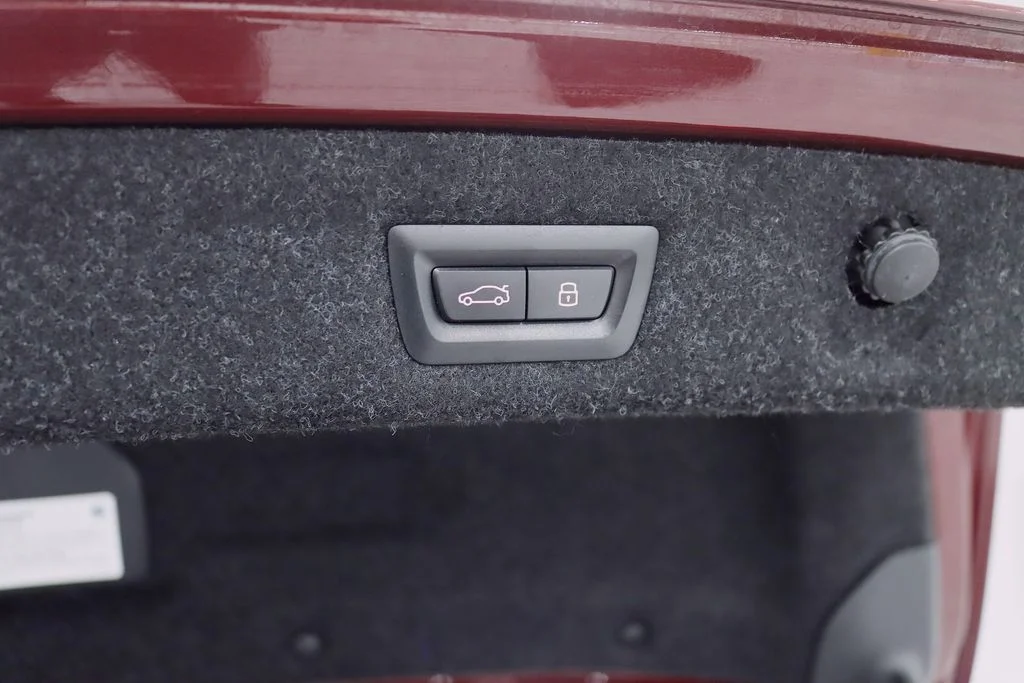 Used 2023 Red BMW Base image 40