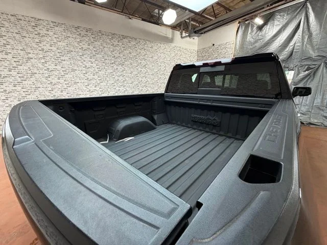 Used 2021 Black Chevrolet High Country image 12