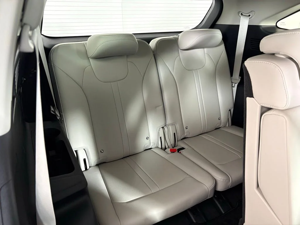 New 2026 Black Kia S image 41