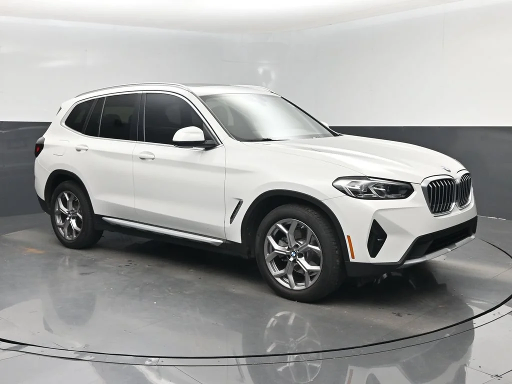2022 BMW X3 30i