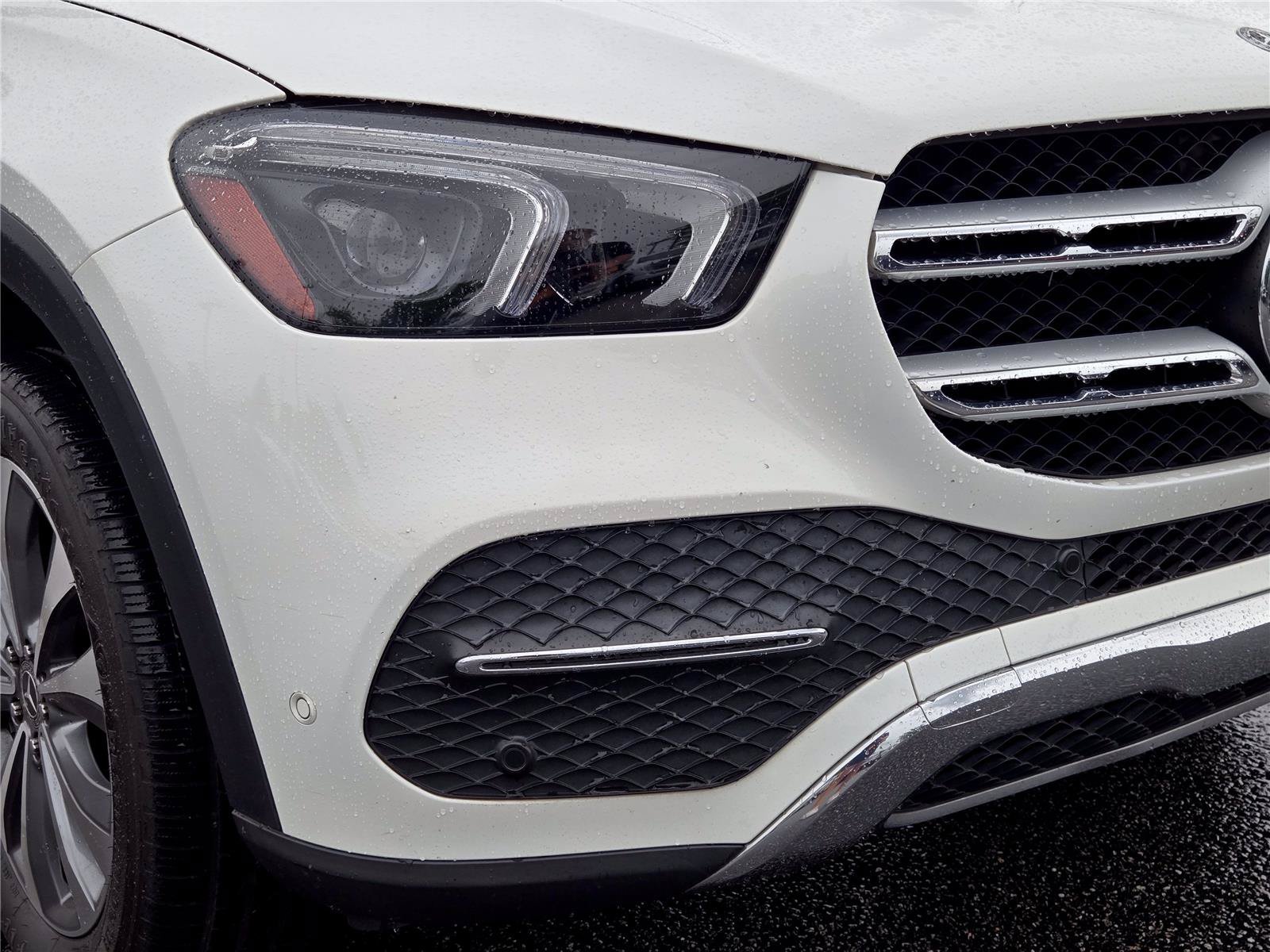 Used 2020 White Mercedes-Benz GLE 350 image 4