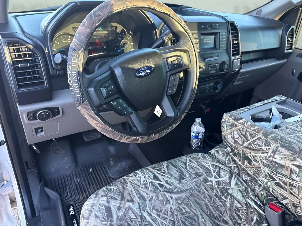 Used 2017  Ford XL image 10
