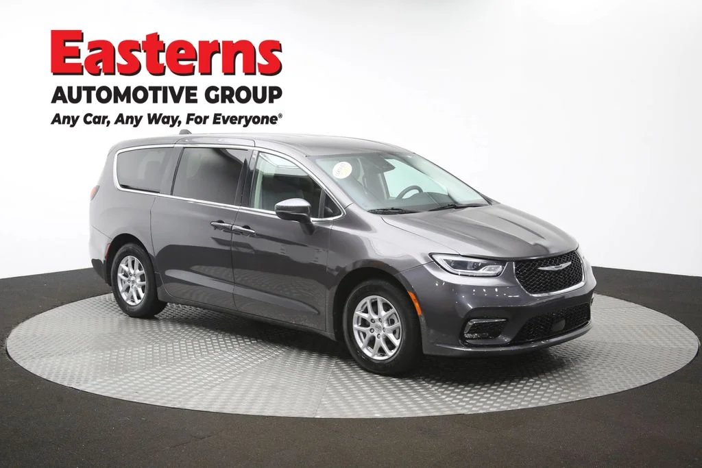 Used 2023 Gray Chrysler Touring L image 50
