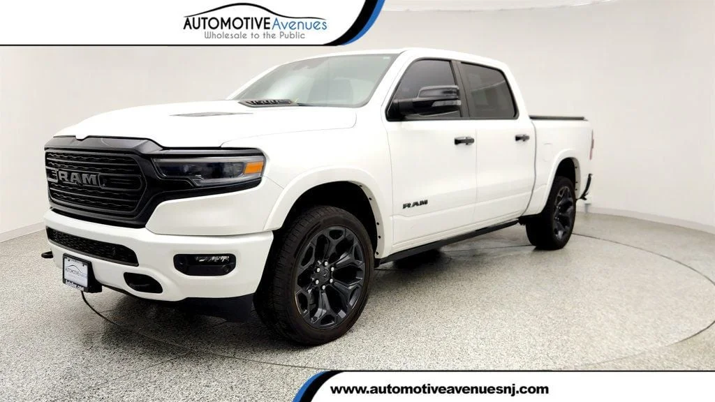 2023 RAM 1500 Limited 4x4 Crew Cab 5'7's photo