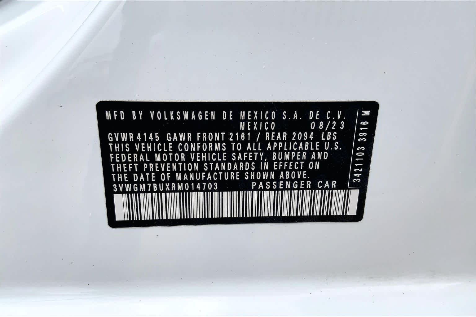 Used 2024 OPAL WHITE PEARL EFFECT Volkswagen SEL image 37