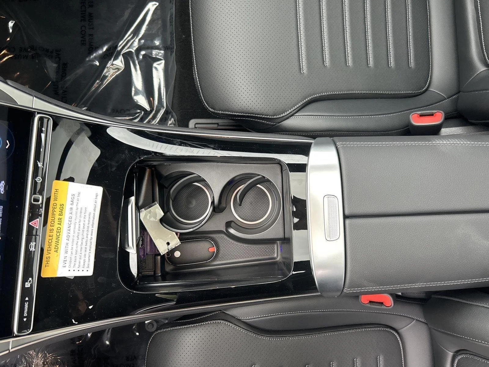 New 2026 Black Mercedes-Benz GLC 300 image 25