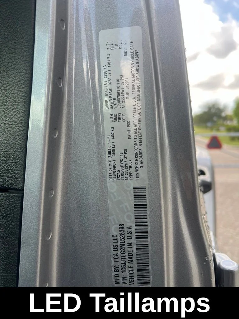 Used 2021 Silver Jeep Mojave image 24