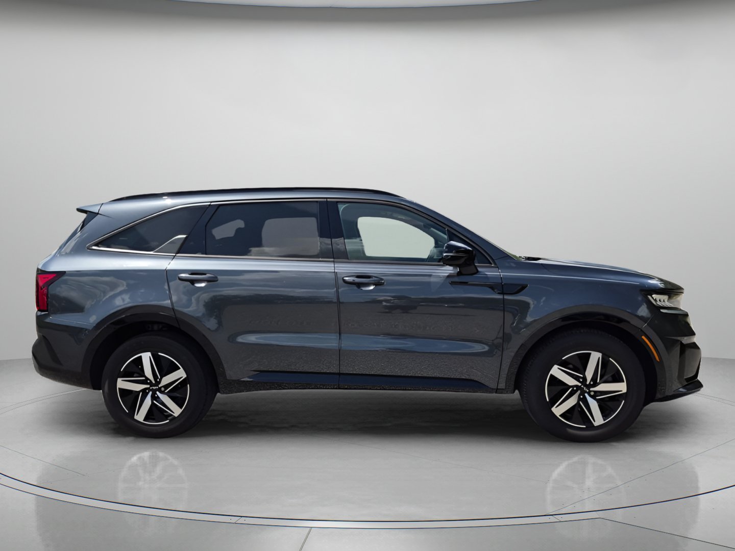 Used 2023 Gravity Grey Kia S image 4
