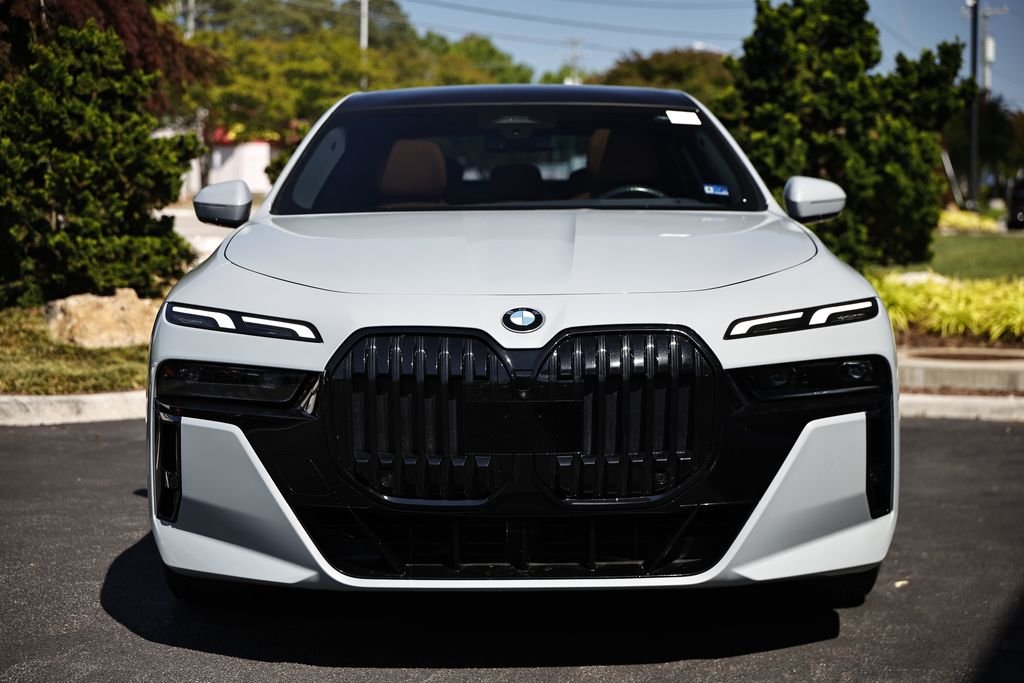 Used 2023 Brooklyn Gray Metallic BMW 740i image 12