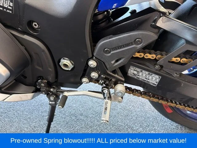Used 2025 Silver Suzuki R image 28
