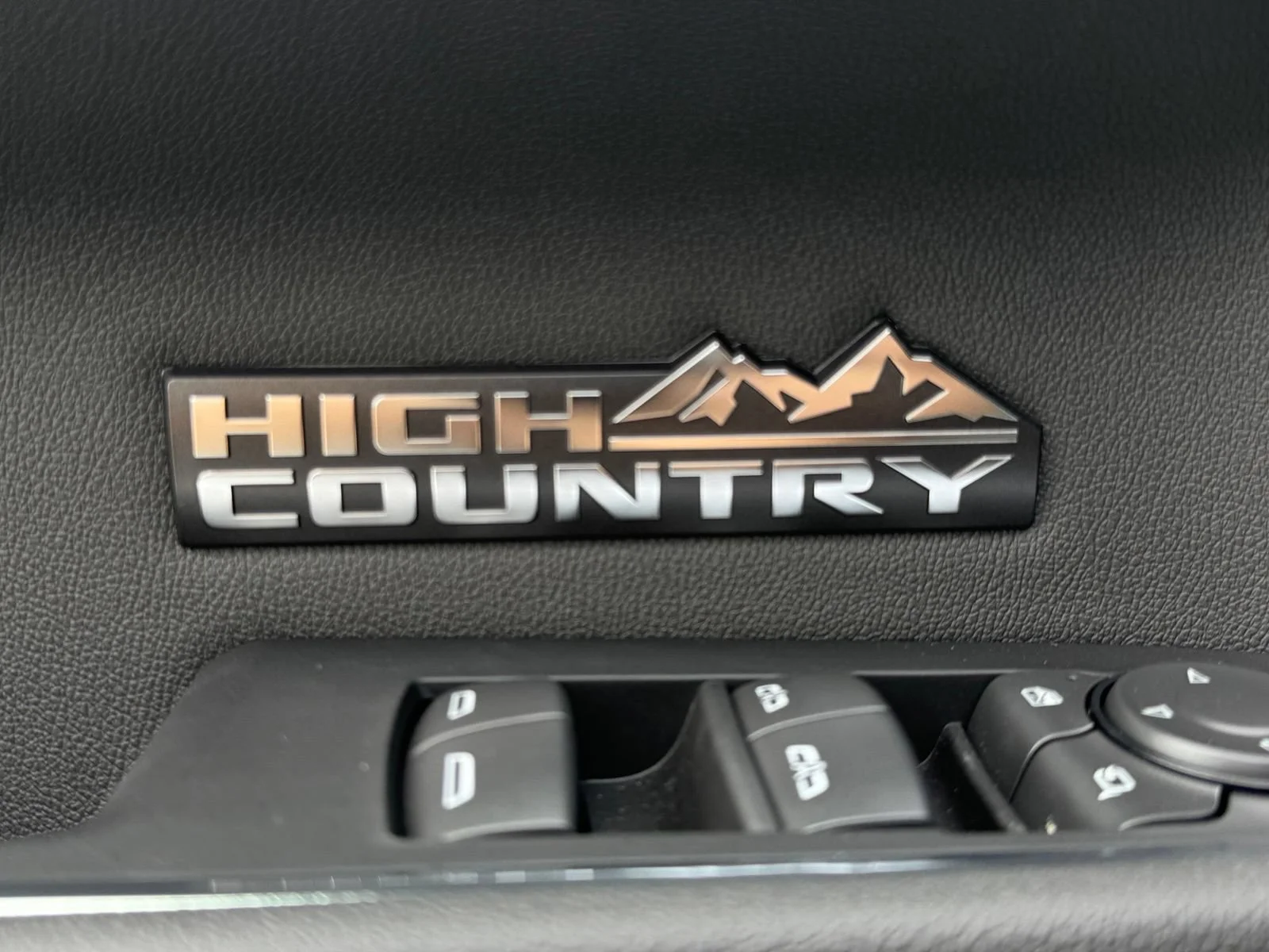 New 2026 Black Chevrolet High Country image 13