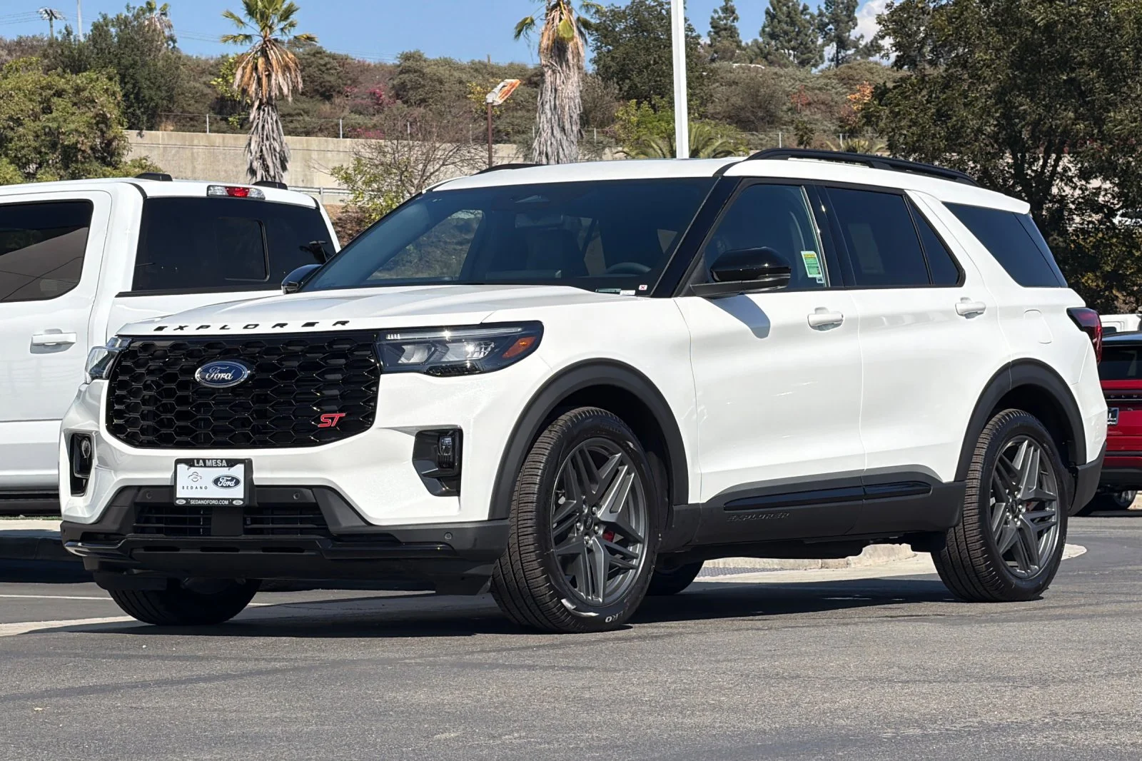 New 2026 Star White Metallic Tri-Coat Ford ST image 7