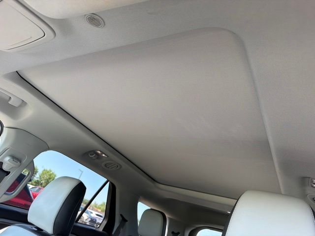 Used 2021 Red Ford XLT image 7