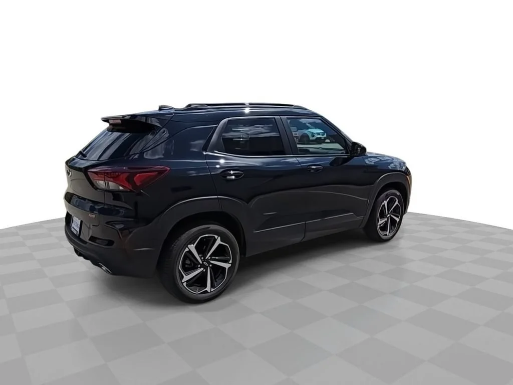 Used 2023 MOSAIC BLACK METALLIC Chevrolet RS image 8