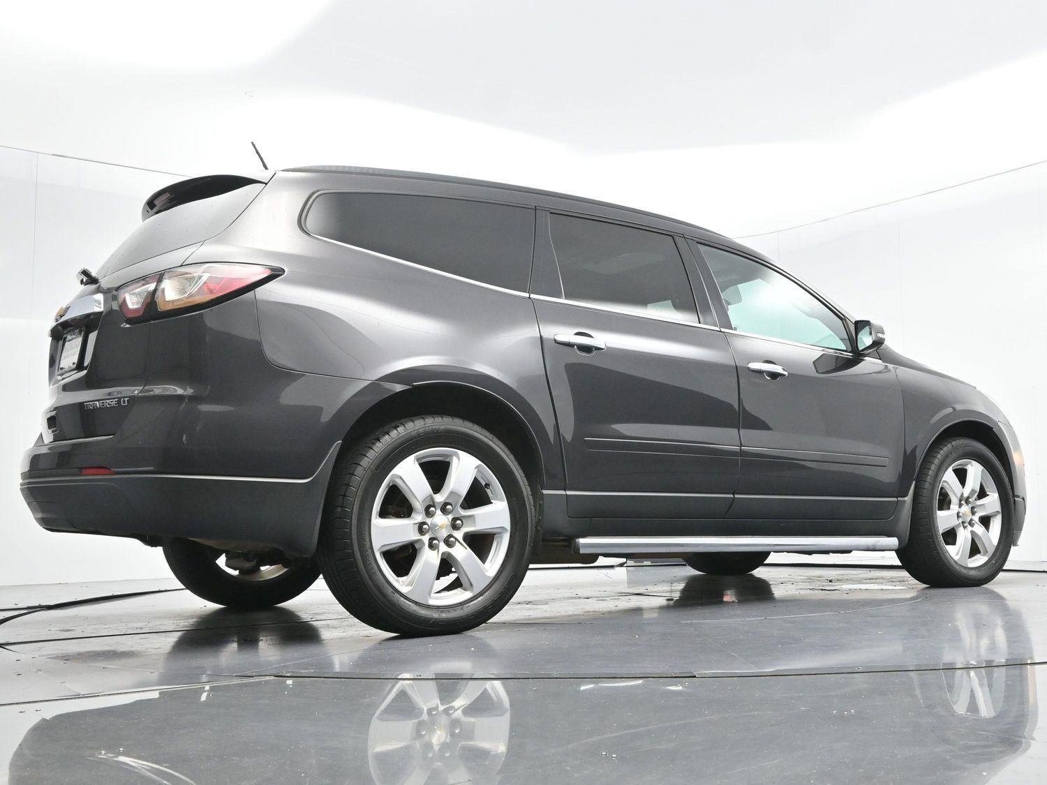 Used 2016 Tungsten Metallic Chevrolet LT image 49
