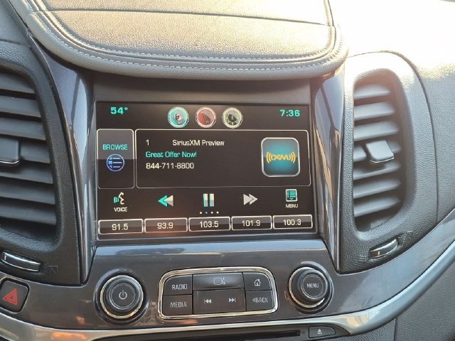 Used 2015 Gray Chevrolet LT image 18