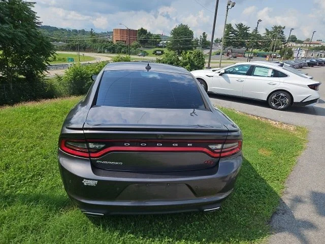 Used 2015 Gray Dodge R/T image 5