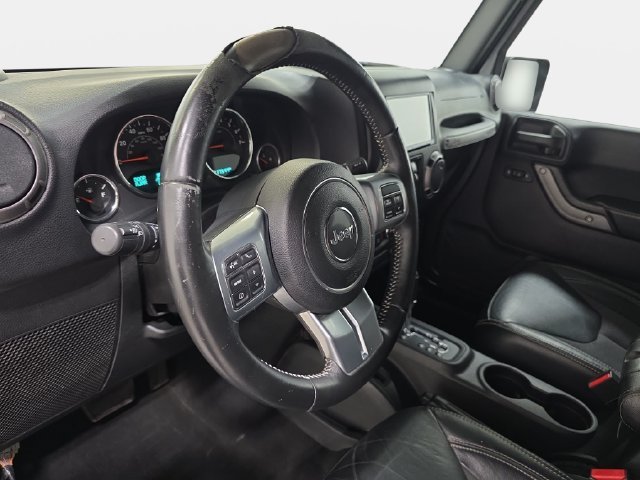 Used 2016 Gray Jeep Unlimited Sport image 14