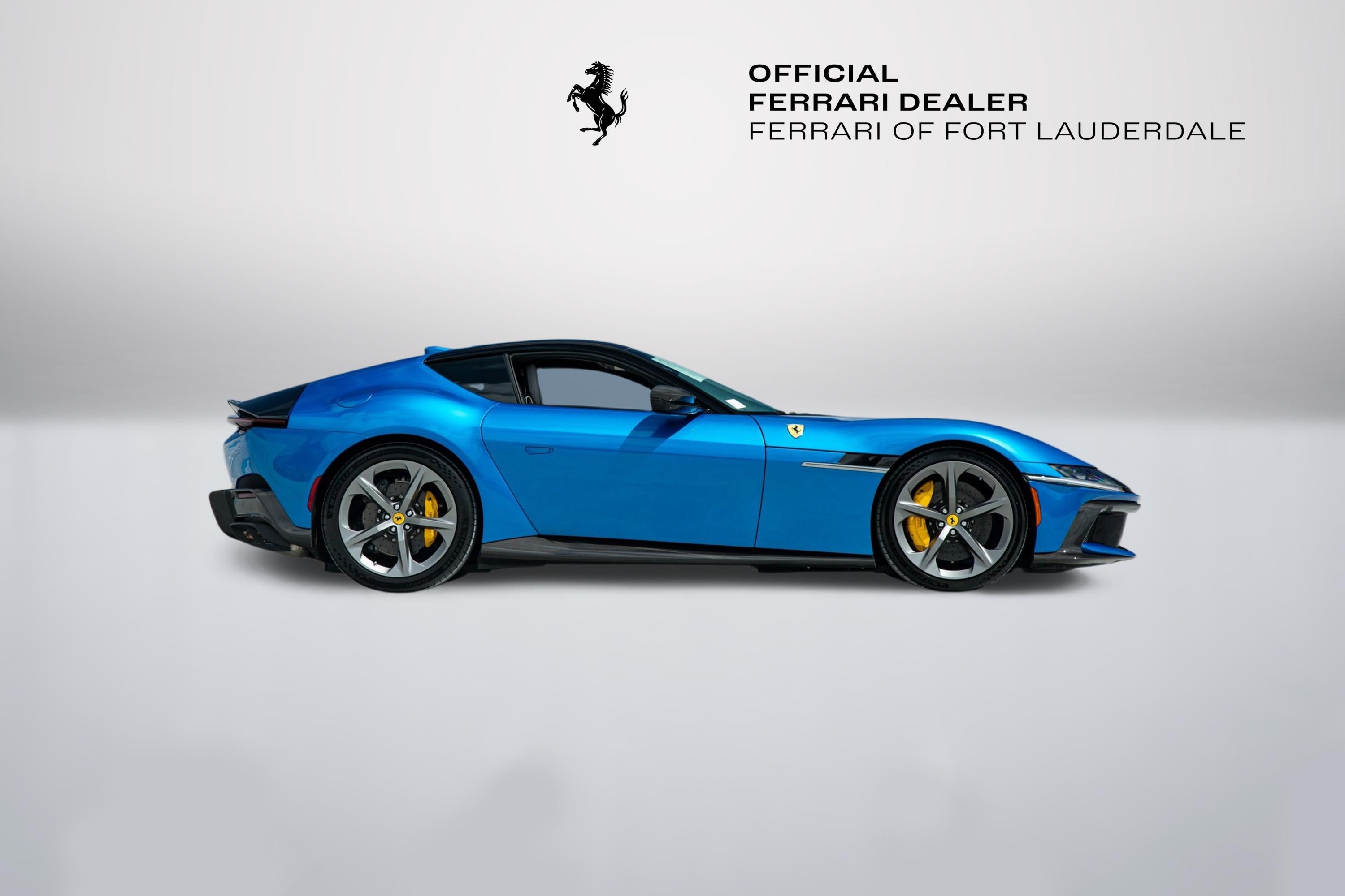 Certified Used 2025 Blu Corsa Ferrari  image 18