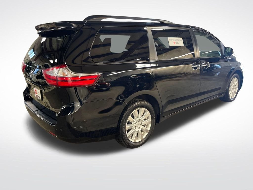 Certified Used 2017 Black Toyota XLE Premium image 5