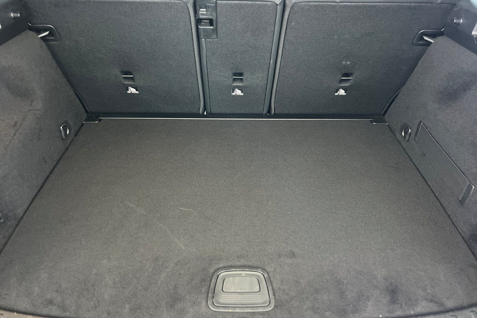 Certified Used 2025 Cirrus Silver Metallic Mercedes-Benz 250 image 19