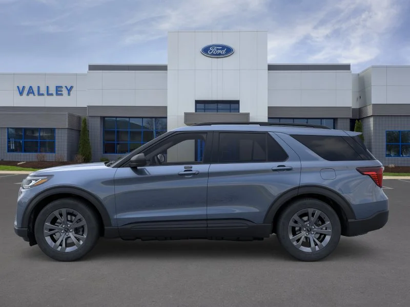 New 2026 Vapor Blue Metallic Ford Active image 4