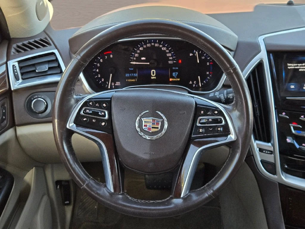 Used 2016 PLATINUM ICE TRICOAT Cadillac Luxury Collection image 18