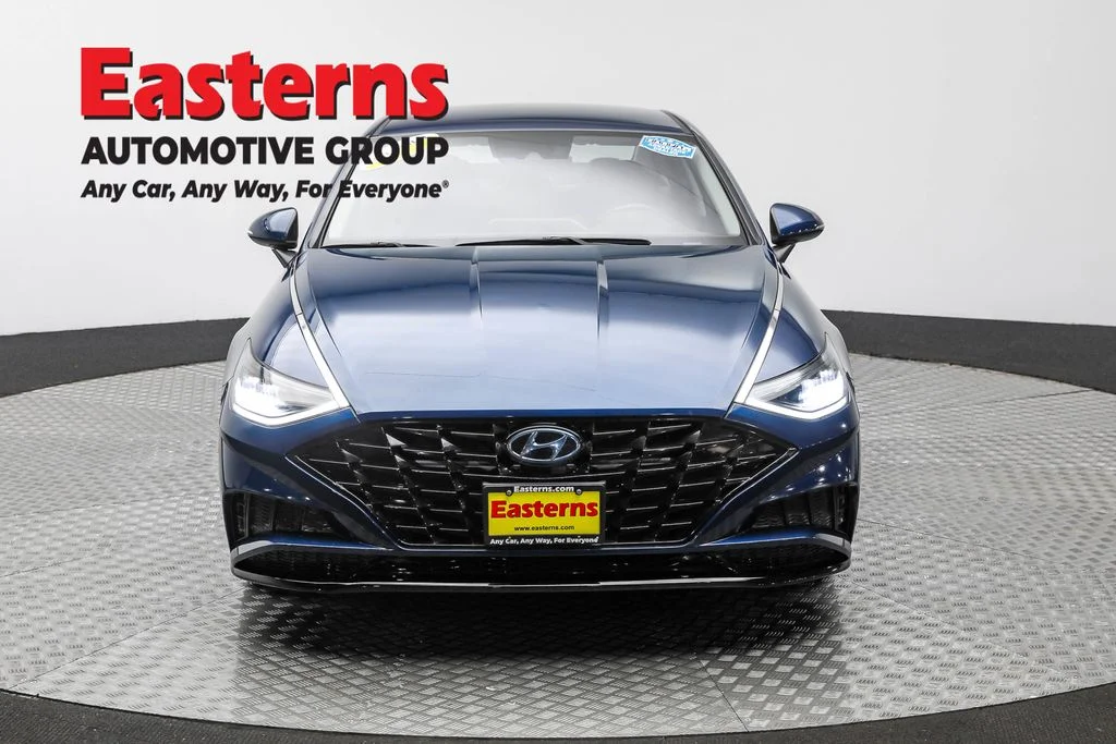 Used 2020 Blue Hyundai SEL image 2