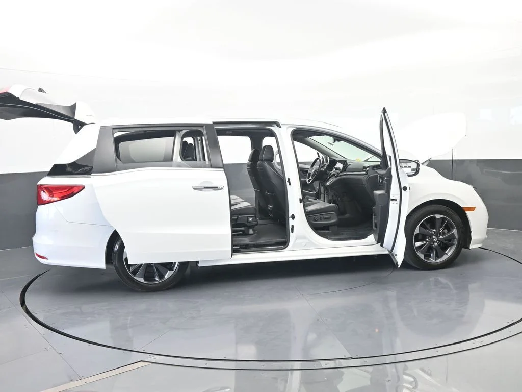 Used 2022 White Honda Elite image 76
