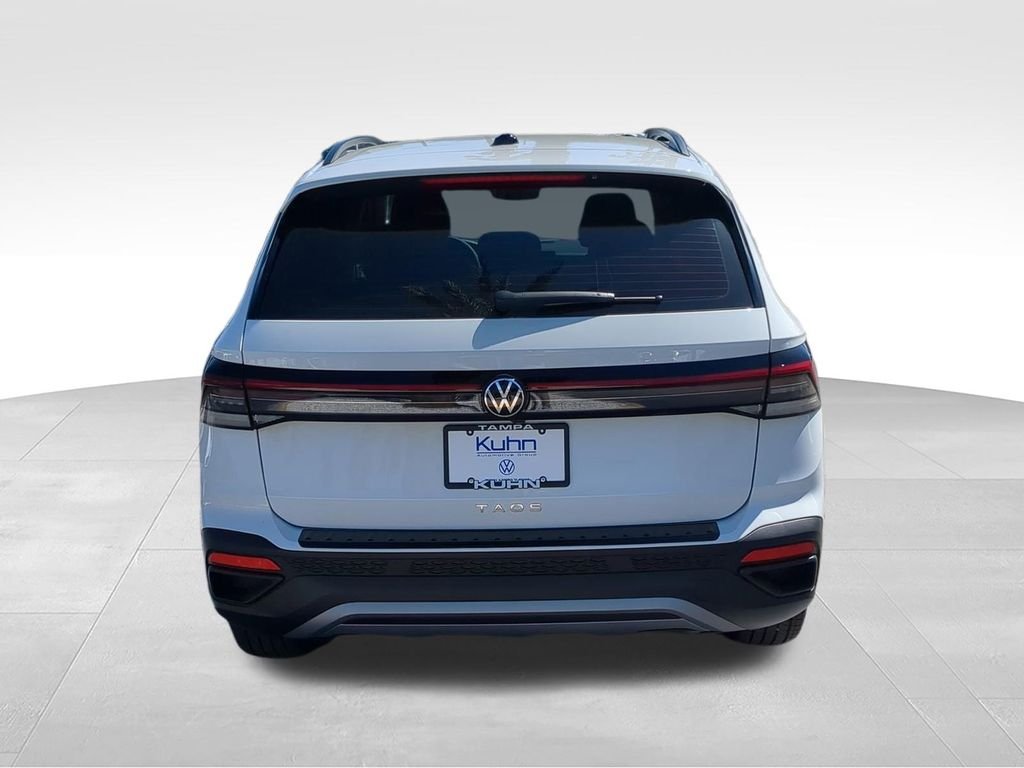 New 2026 White Volkswagen 1.5T S image 5