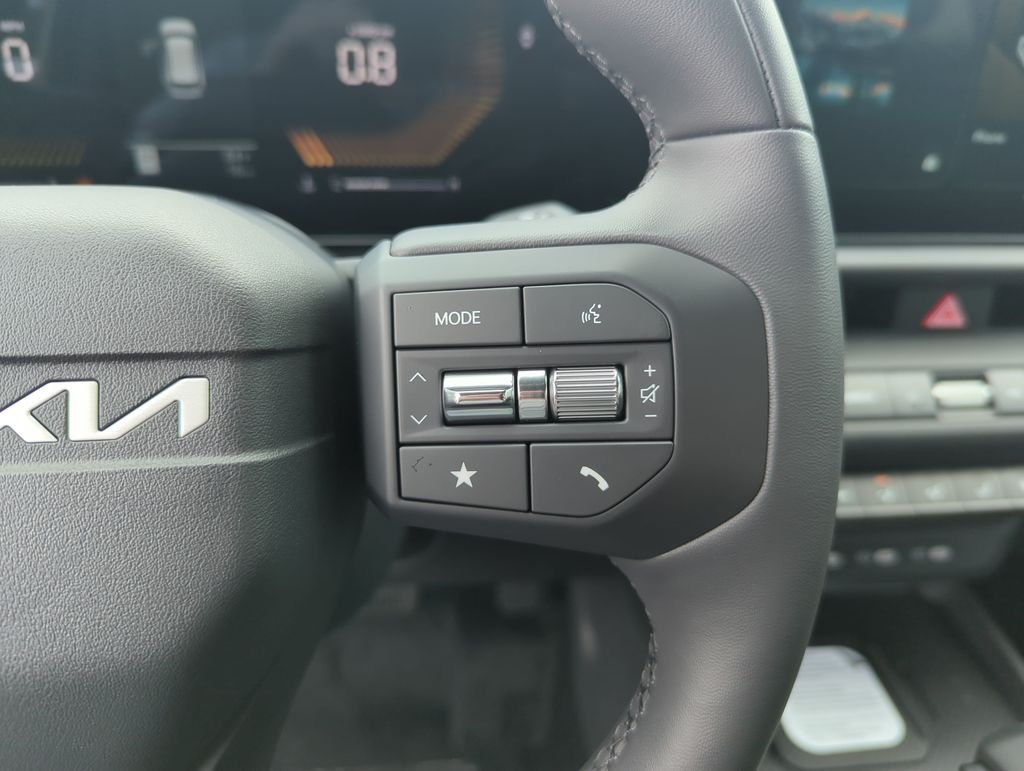 New 2027 Terrain Brown Kia X-Line S image 23