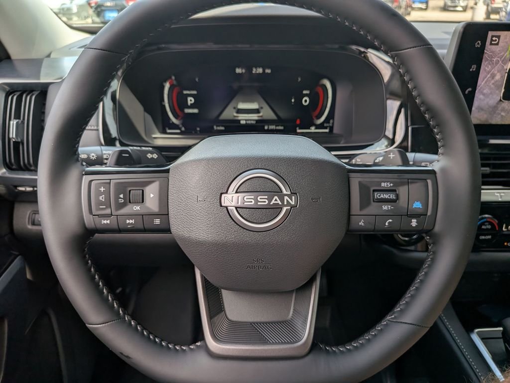 New 2026 Everest White Pearl TriCoat Nissan SL image 16