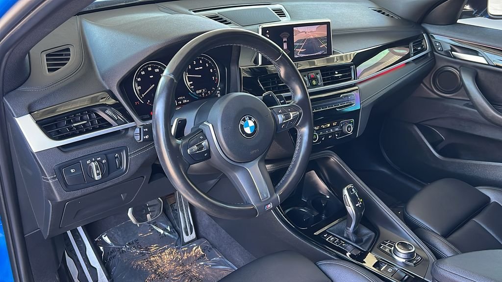 Used 2023 Blue BMW sDrive28i image 11