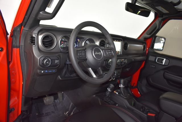 Used 2023 Red Jeep 4x4 image 32