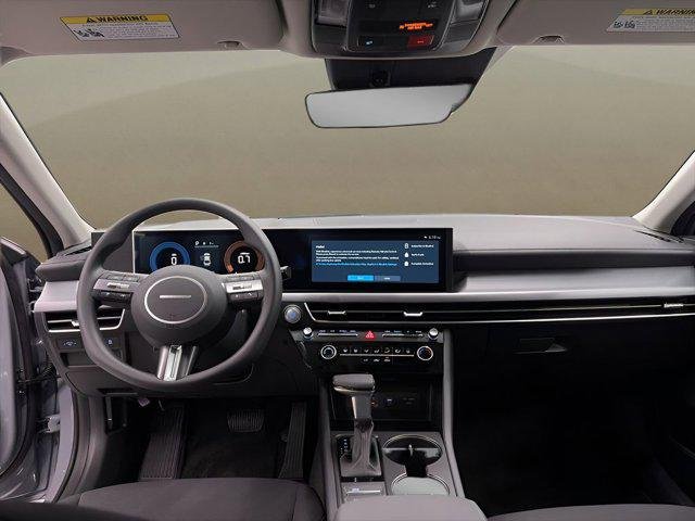 New 2026 Blue Hyundai SE image 17
