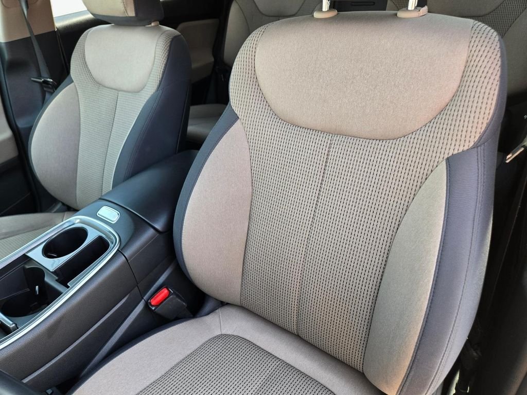 2023 Hyundai Santa Fe SEL - Photo 16