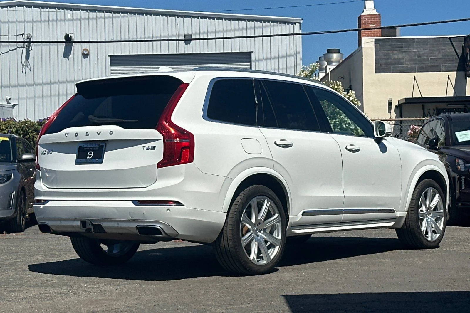 Used 2016 Ice White Volvo T6 Inscription image 2