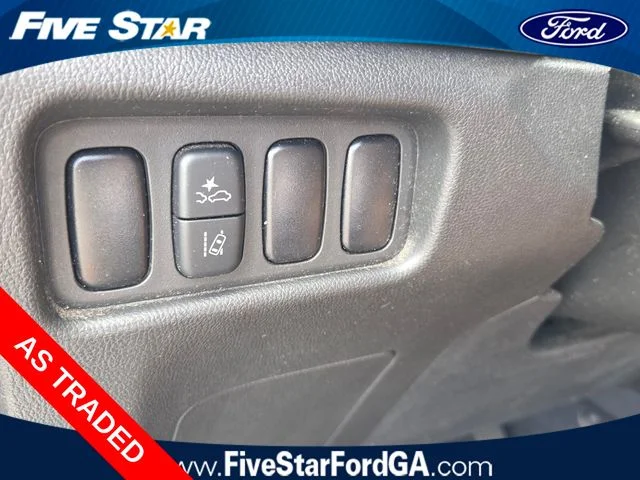 Used 2024 Gray Mitsubishi 2.0 LE image 27