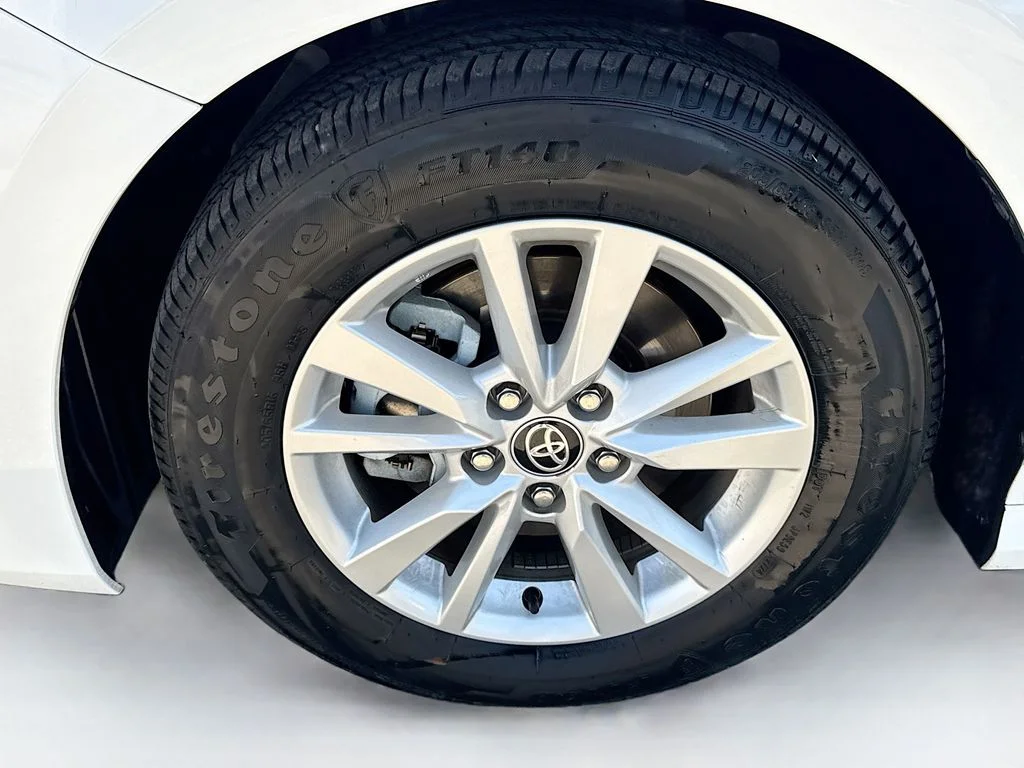 Used 2025 White Toyota LE image 39