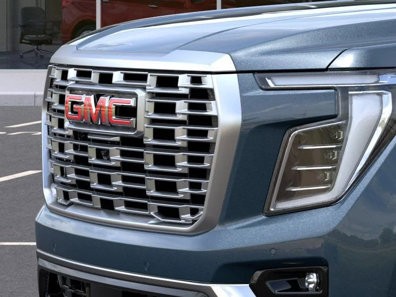 2026 GMC Yukon XL Denali - Photo 13