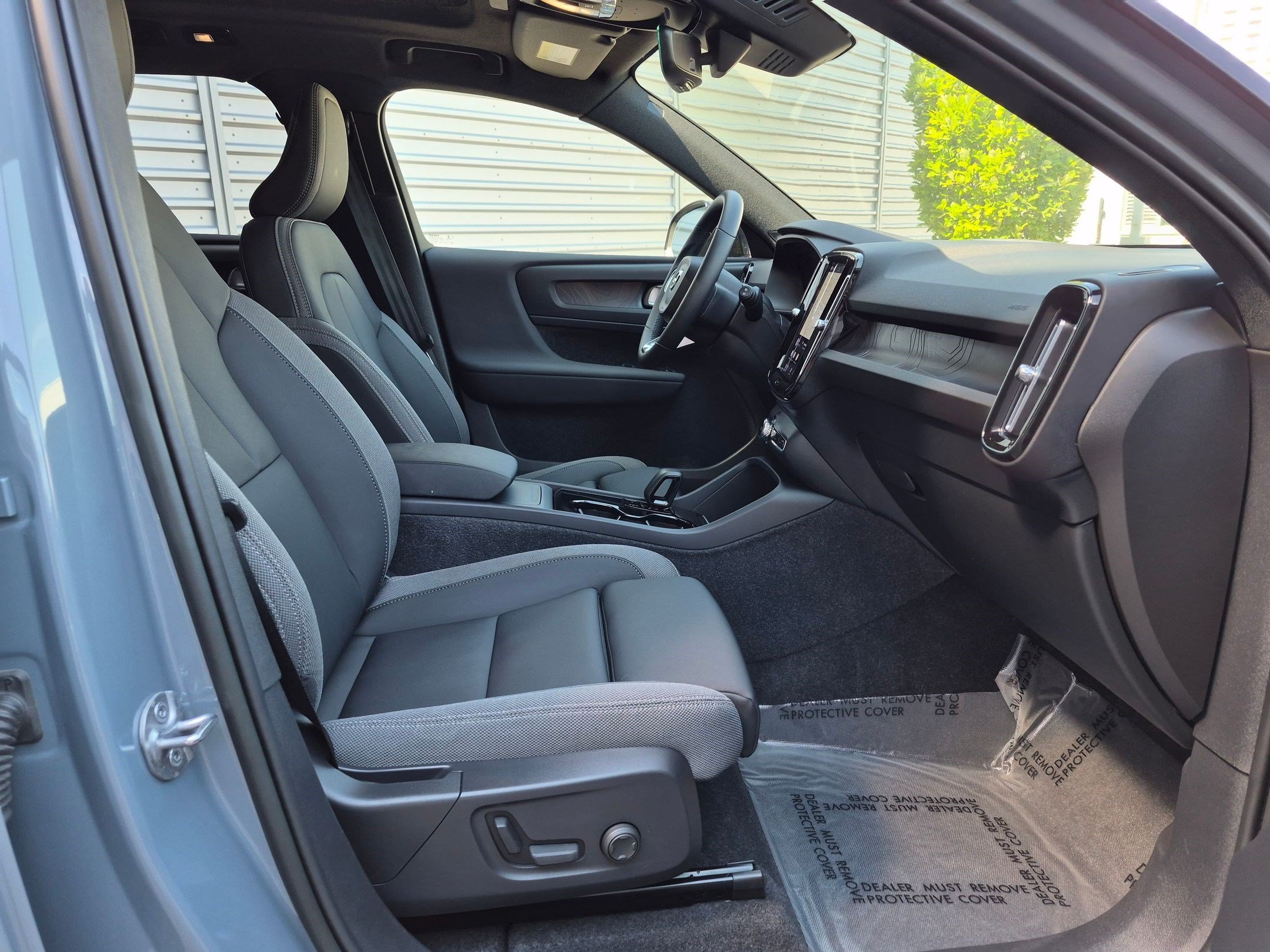 Certified Used 2023 Thunder Grey Volvo Ultimate image 28